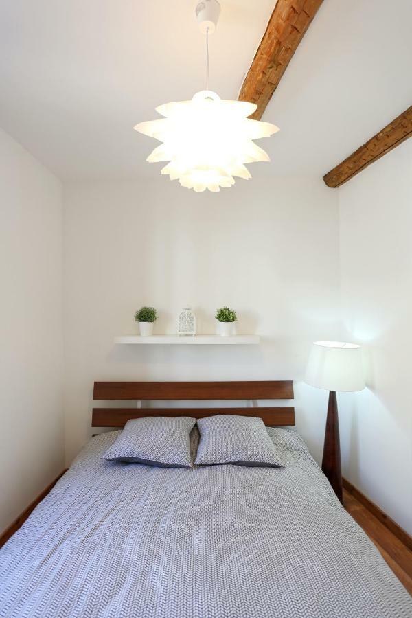 Gregbnb - T2 Cosy Et Design - Parking Inclus - Wifi - 15Min Gare Toulon Bagian luar foto
